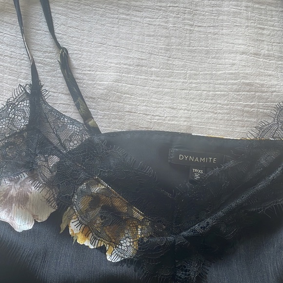 Dynamite Floral Tank - Picture 2 of 2